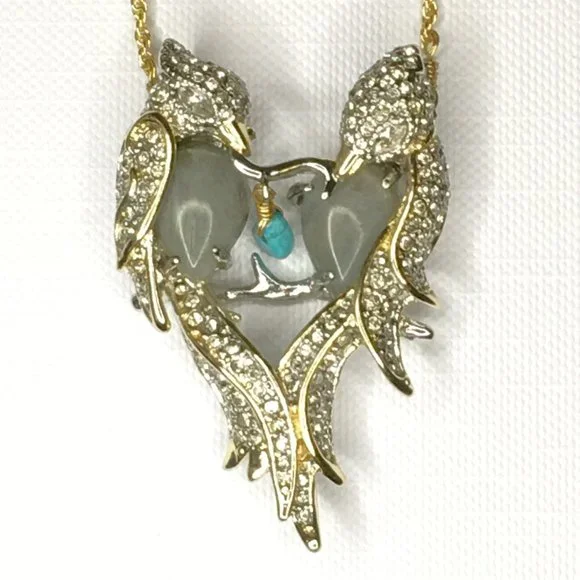 𝐀𝐋𝐄𝐗𝐈𝐒 𝐁𝐈𝐓𝐓𝐀𝐑 Labradorite & Crystal Love Birds Pendant Necklace - Picture 4 of 11